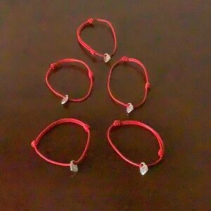 Uno de 50 - Never Worn- Red String and Padlock Bracelets (5)
